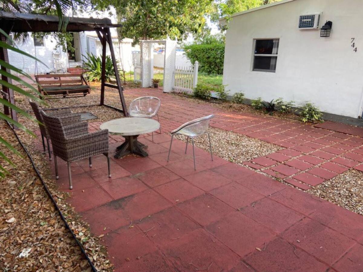 Cozy House 2 Rooms - Cute Private Room - Close To Airport & Free Parking Miami Exterior photo